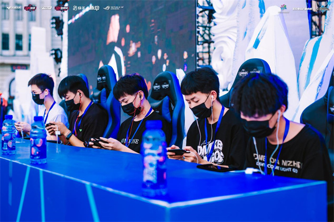 休斯顿火箭 休斯顿火箭